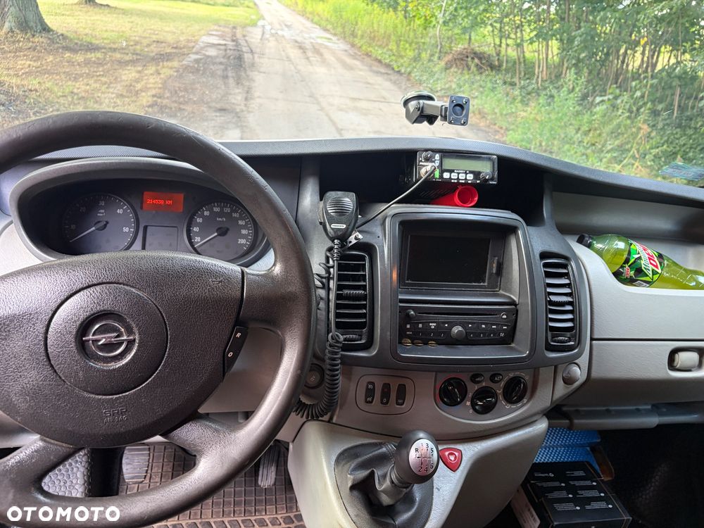 Opel Vivaro - 21