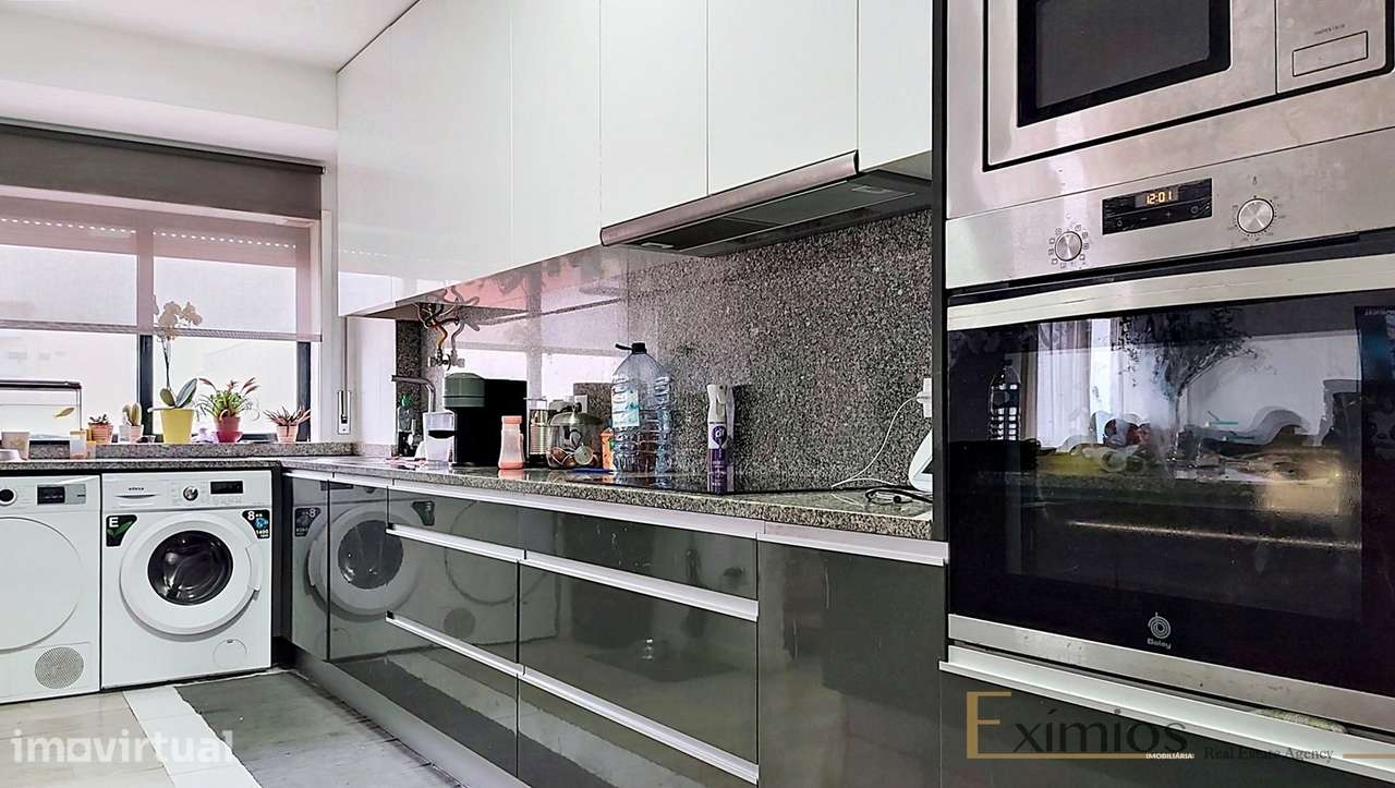 Apartamento T2 Duplex na 2ª linha da praia, em Aver-o-Mar - Grande imagem: 2/14