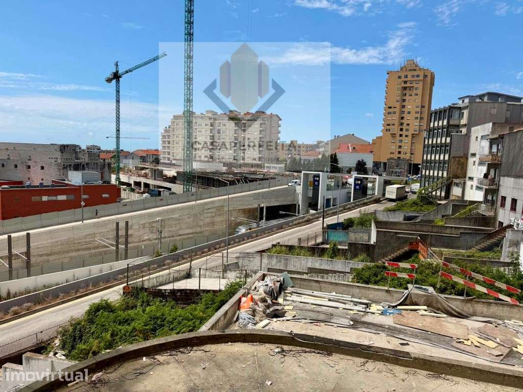 Apartamento T1 Junto à Rotunda de Santo Ovídio - Vila Nova de Gaia - Grande imagem: 4/11