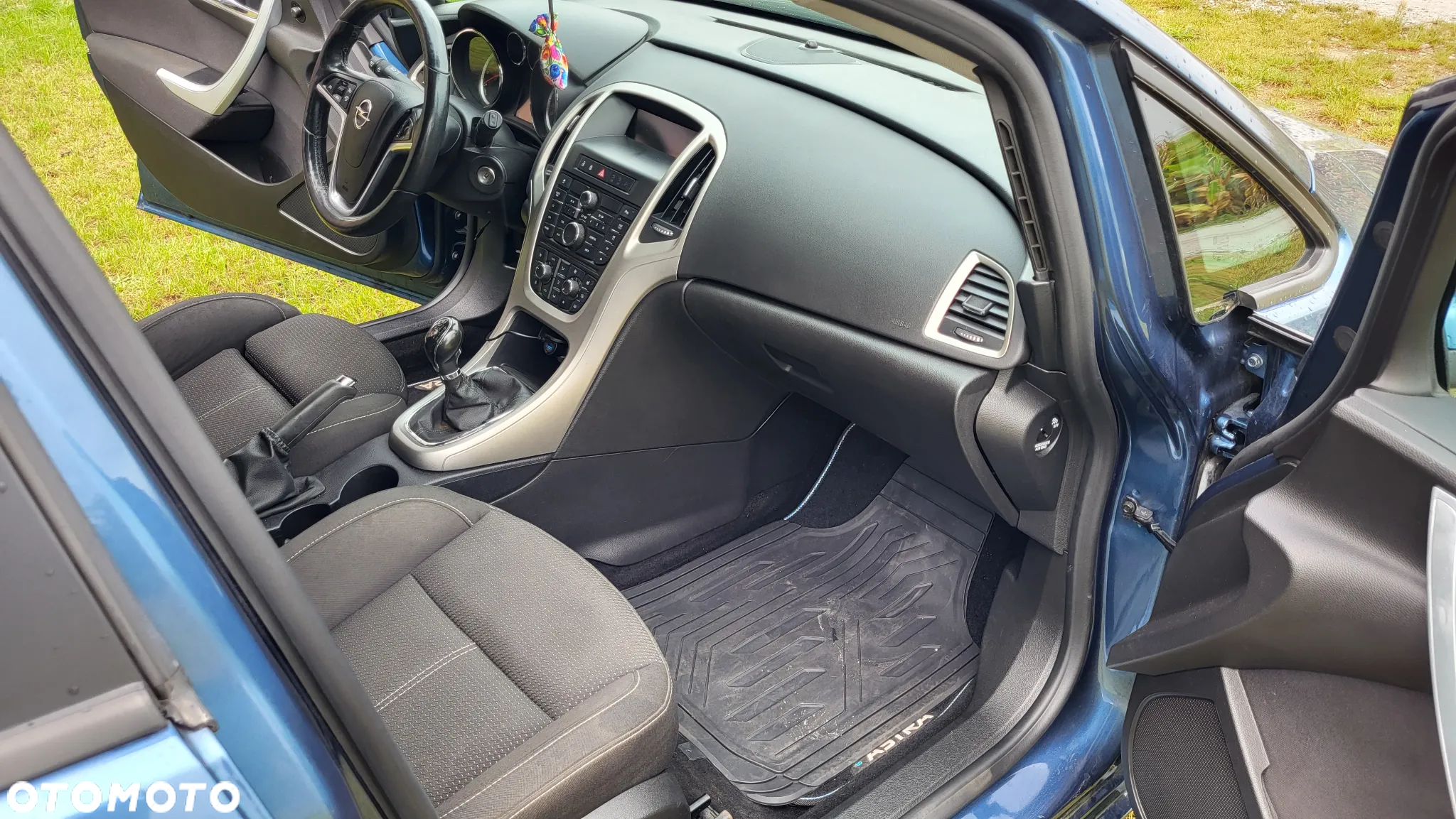 Opel Astra GTC 1.4 Turbo - 23