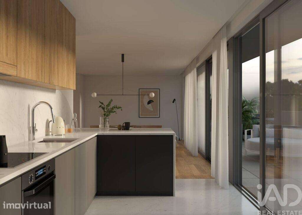 Apartamento T2 em Paranhos de 90,00 m2