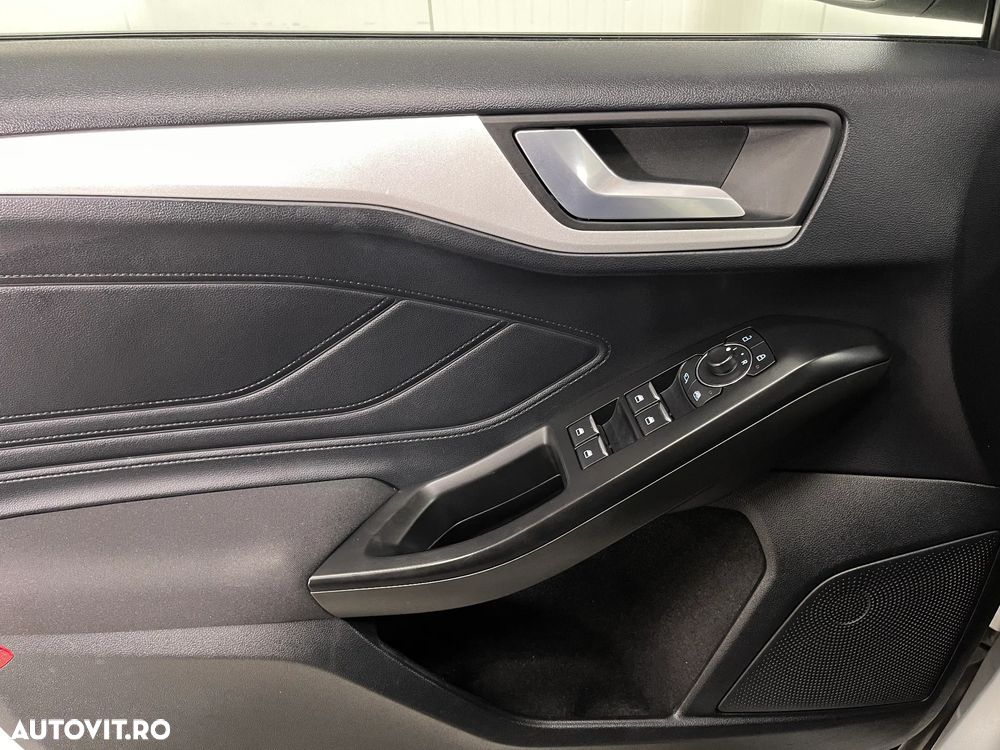 Ford Focus 1.0 EcoBoost Connected - 22