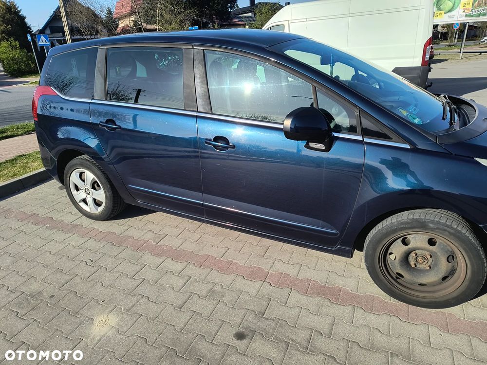 Peugeot 5008 1.6 HDi Premium - 11