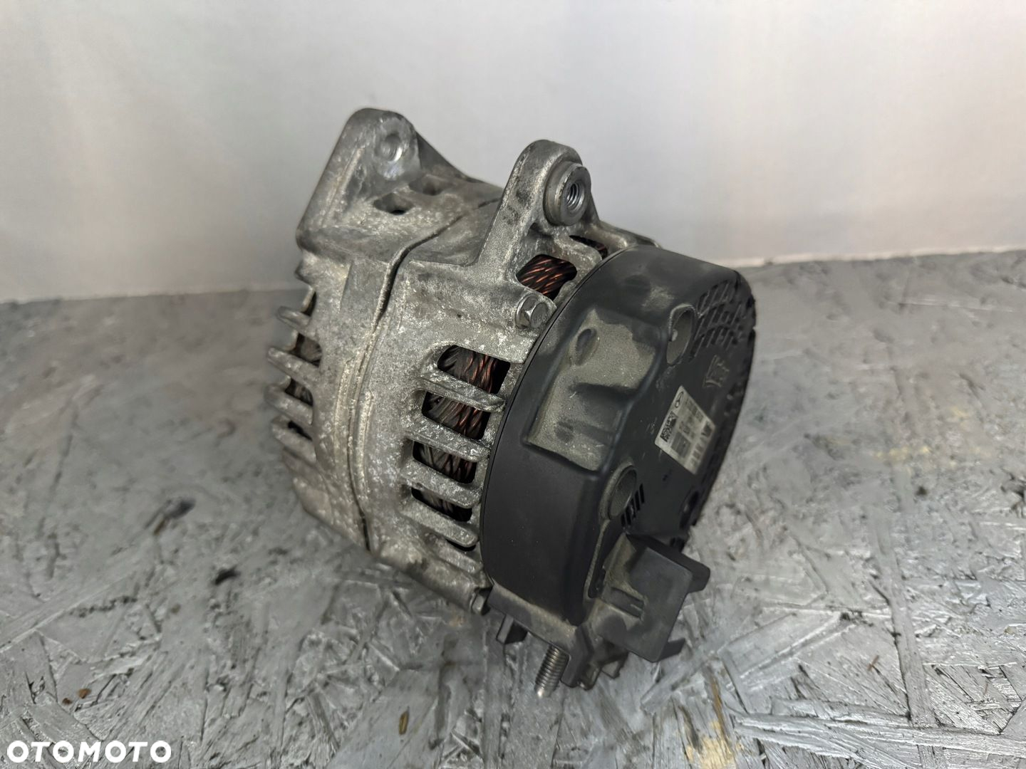 Alternator Mercedes OM 654 C205 W213 - 2