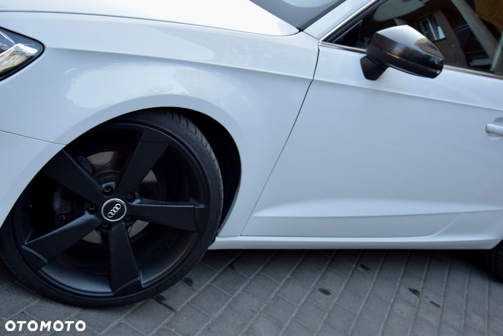 Audi A3 3-drzwiowe 1.4 TFSI Edycja Specjalna - 4