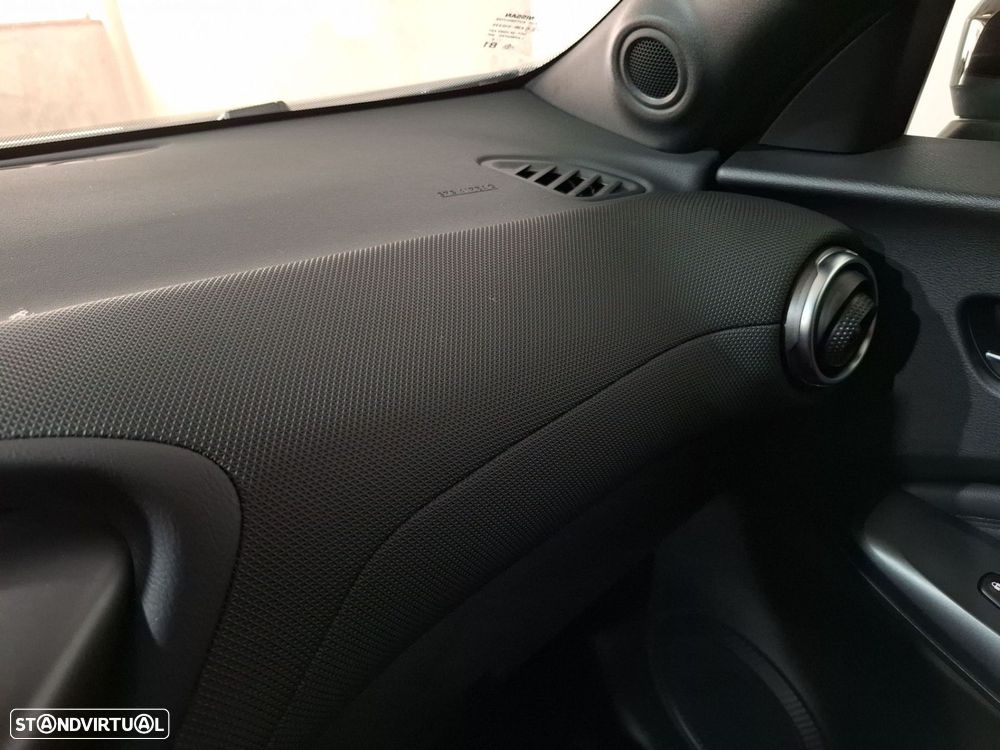 Nissan Juke 1.0 DIG-T N-Connecta Two Tone DCT - 26