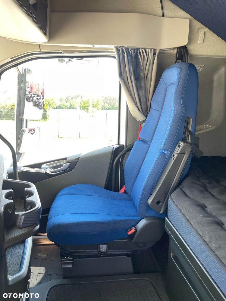 Volvo FH - 24