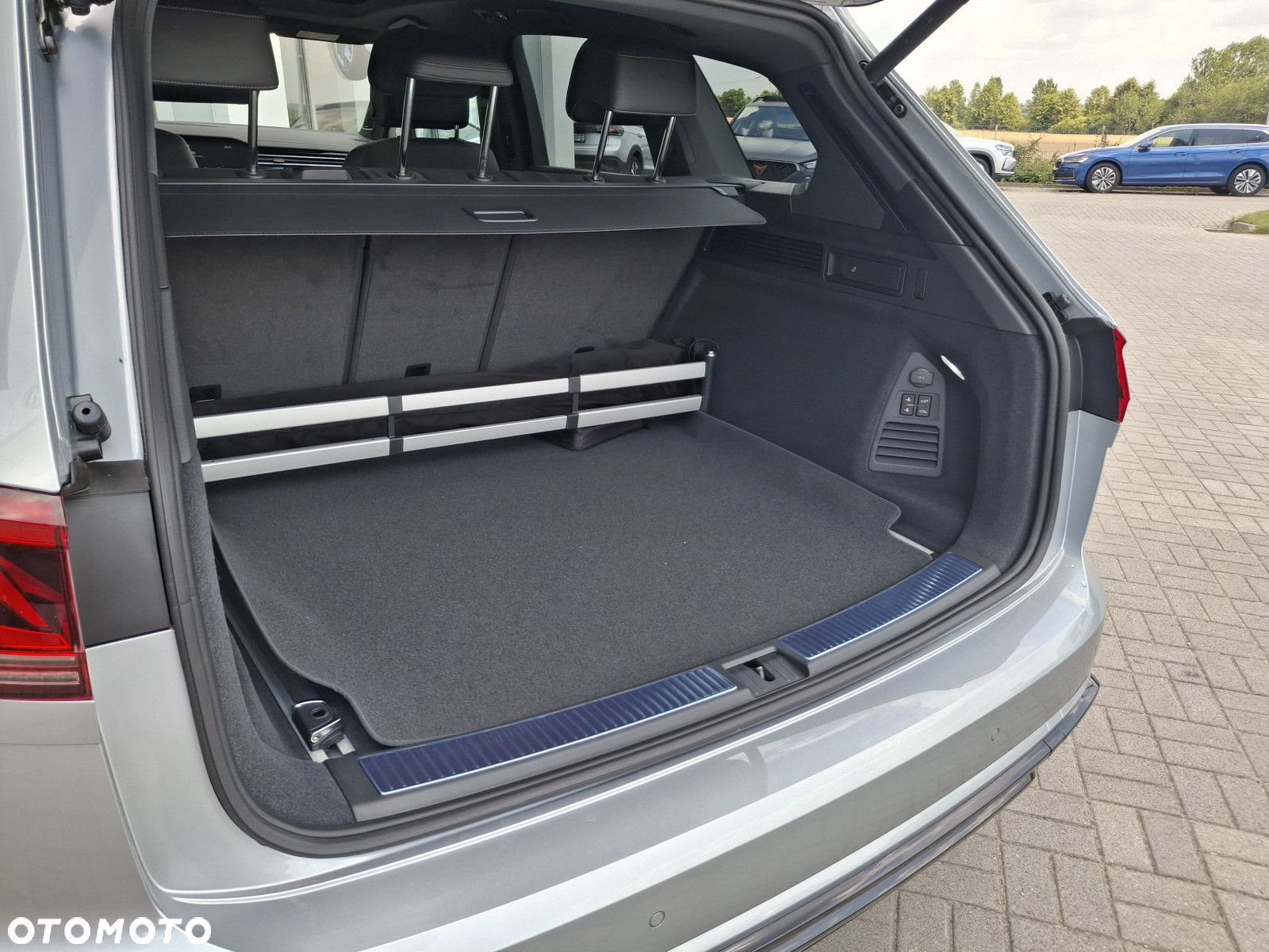 Volkswagen Touareg 3.0 V6 TDI 4Motion R-Line - 28