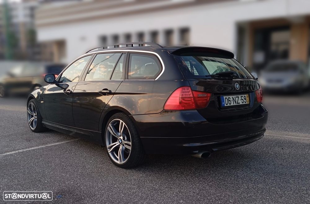 BMW 320 d Touring Dynamic - 2