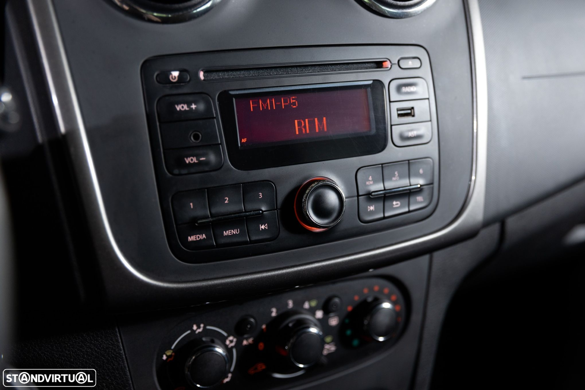 Dacia Sandero 0.9 TCe Comfort Bi-Fuel - 8