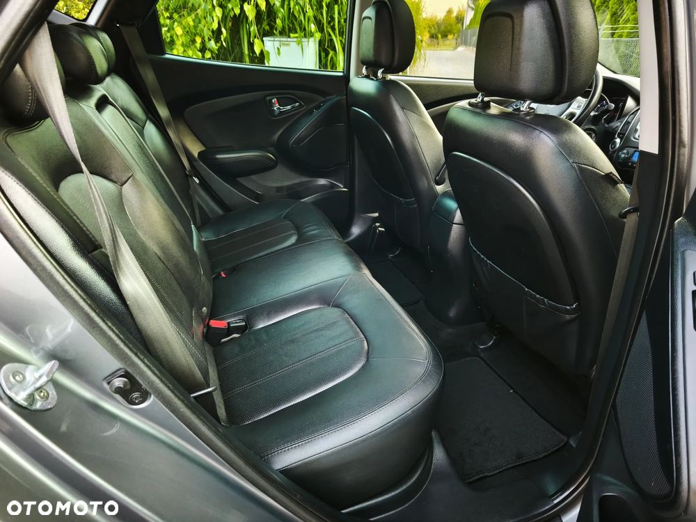 Hyundai ix35 2.0 Premium 2WD - 19