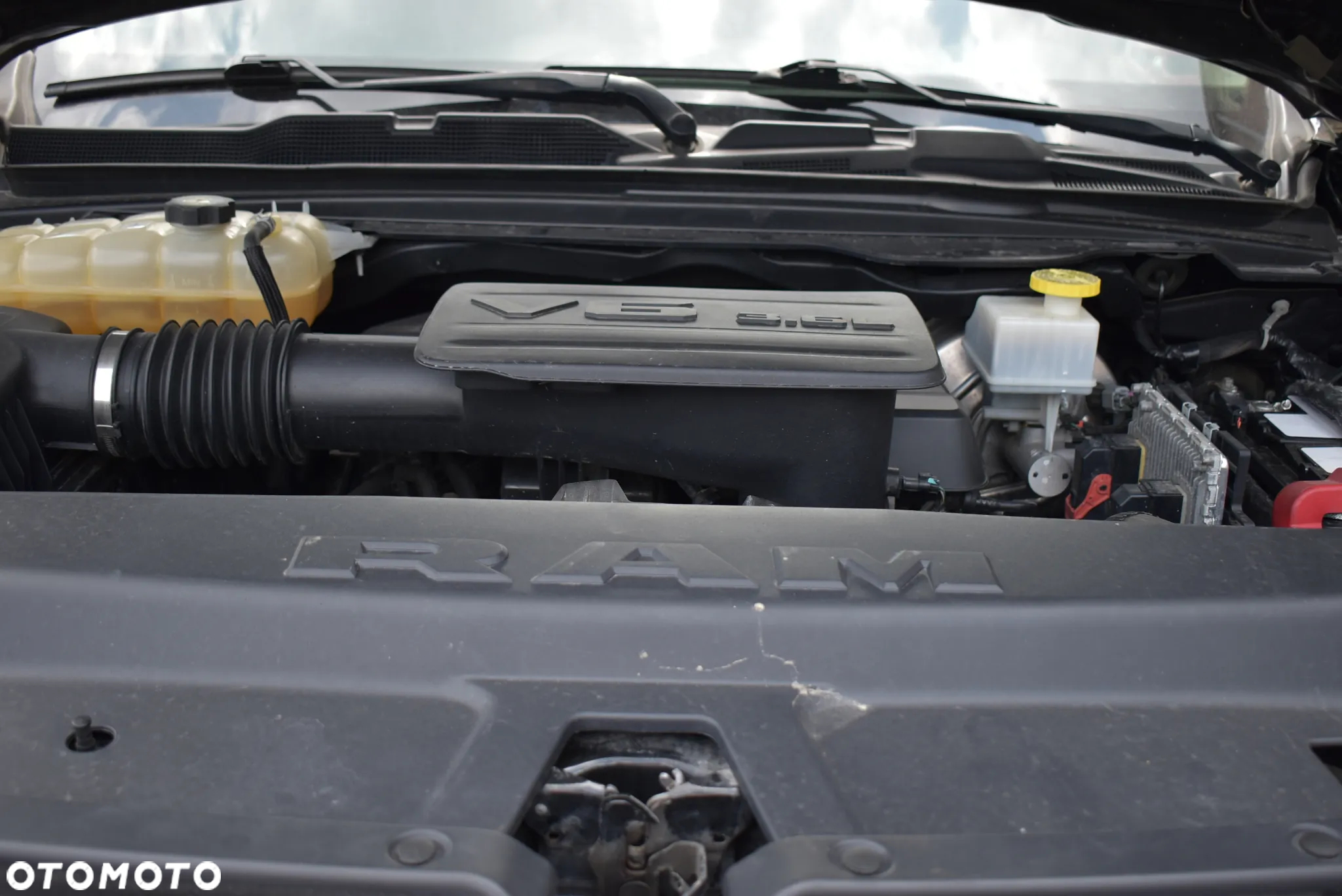 Dodge RAM - 10
