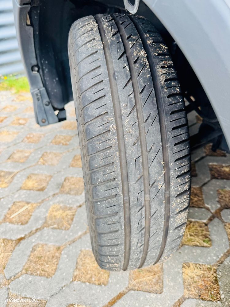 Suzuki Ignis 1.3 VVT 16V GLX - 12