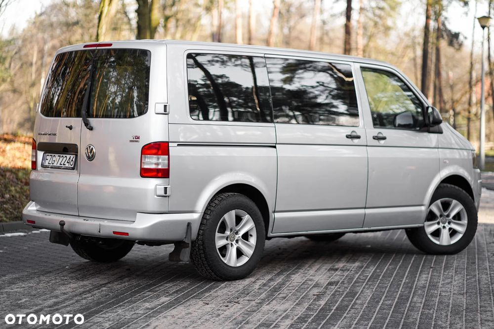 Volkswagen Transporter - 12