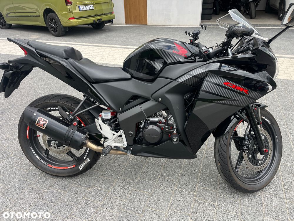 Honda CBR - 1