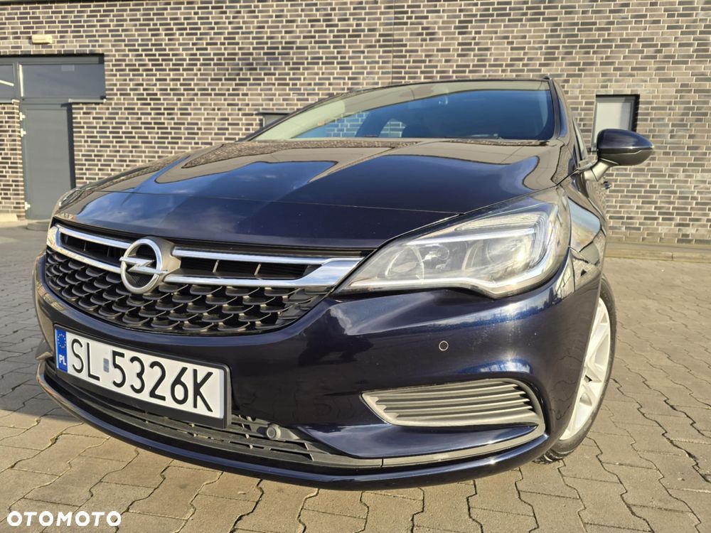 Opel Astra 1.6 D (CDTI) Automatik Dynamic - 4