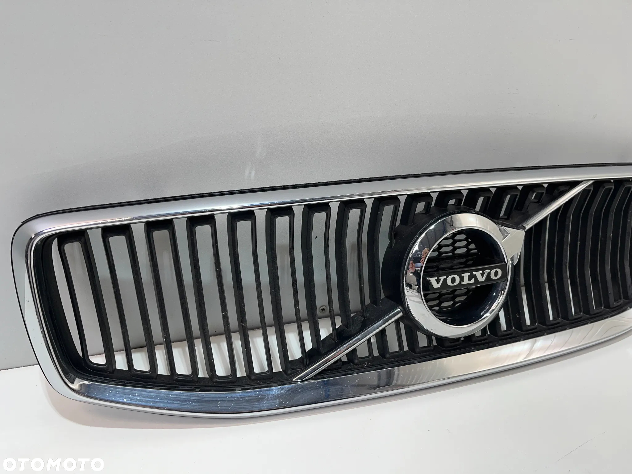 GRILL VOLVO V60 32132215 - 2