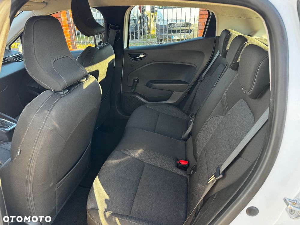 Renault Clio - 12