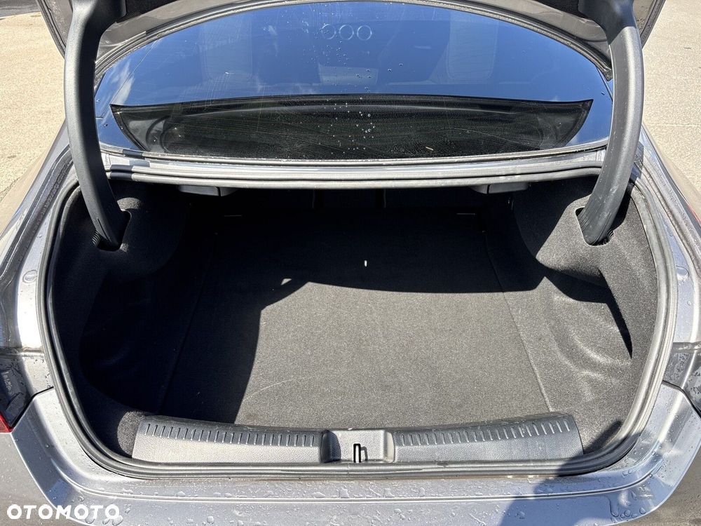 Mercedes-Benz CLA - 26