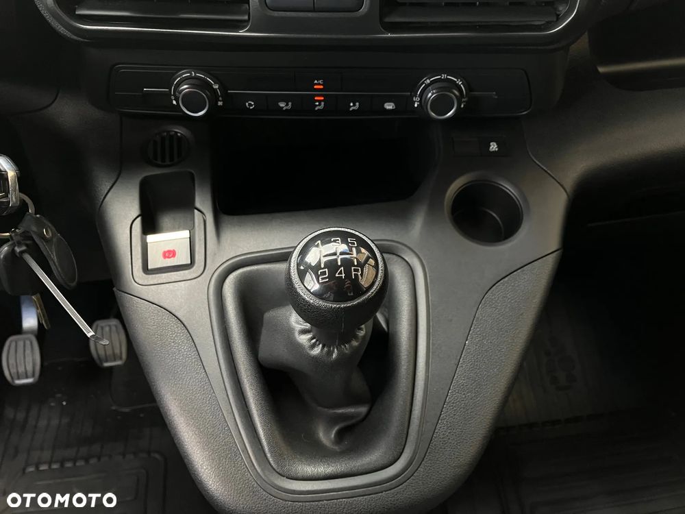 Toyota PROACE CITY - 31