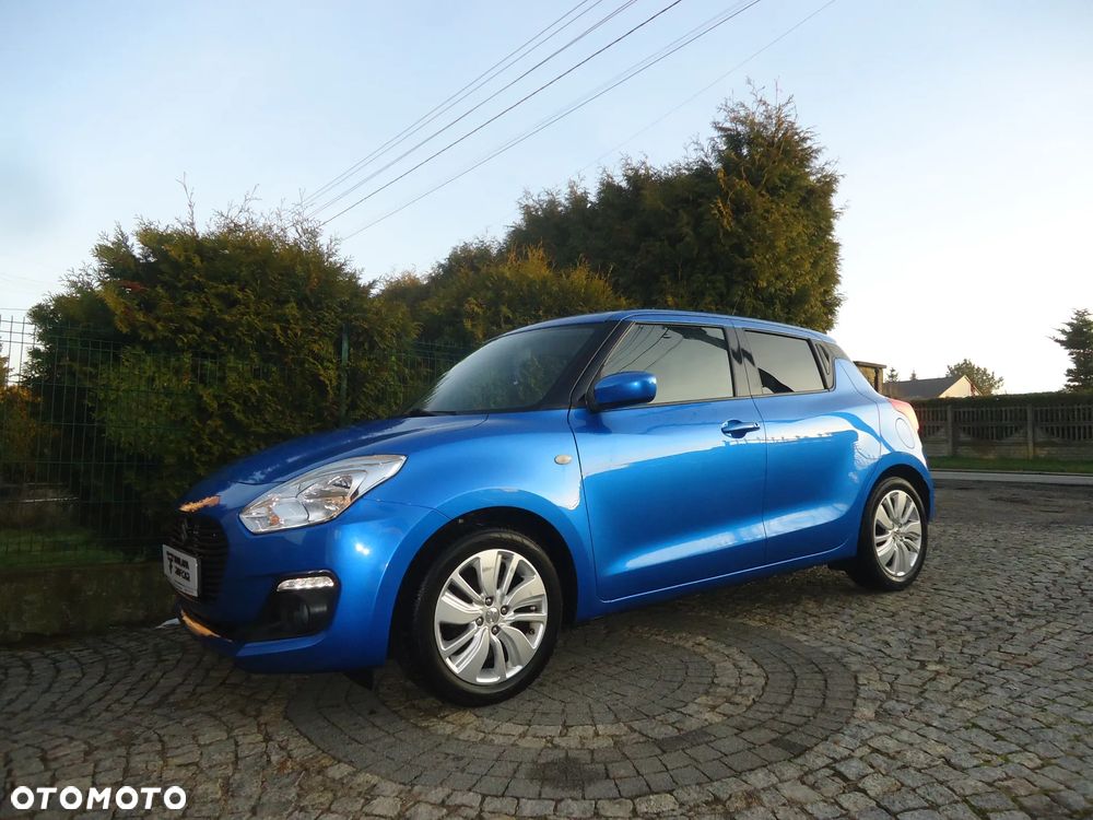 Suzuki Swift 1.2 Premium Plus - 4