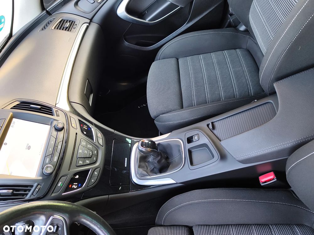 Opel Insignia 1.4 Turbo ecoFLEX Start/Stop Business Innovation - 27