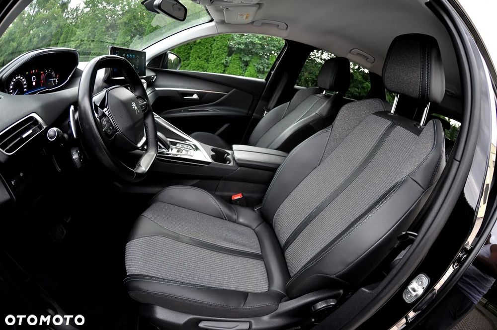 Peugeot 3008 1.5 BlueHDi Allure S&S EAT8 - 17