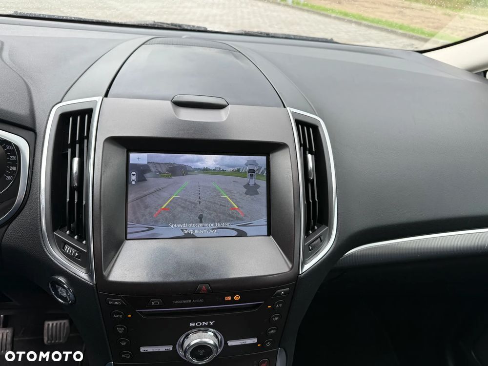 Ford S-Max - 24
