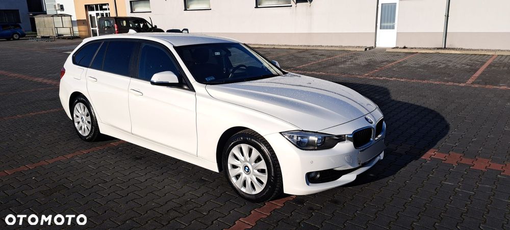 BMW Seria 3 318d - 10