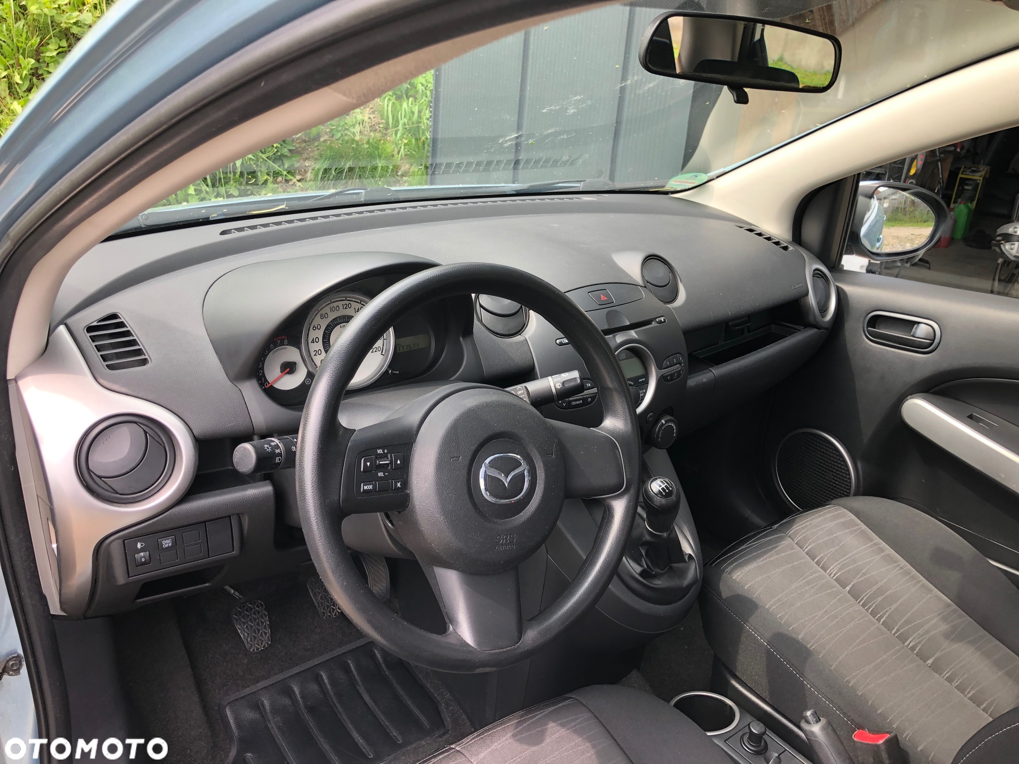 Mazda 2 1.3 MZR Active - 22