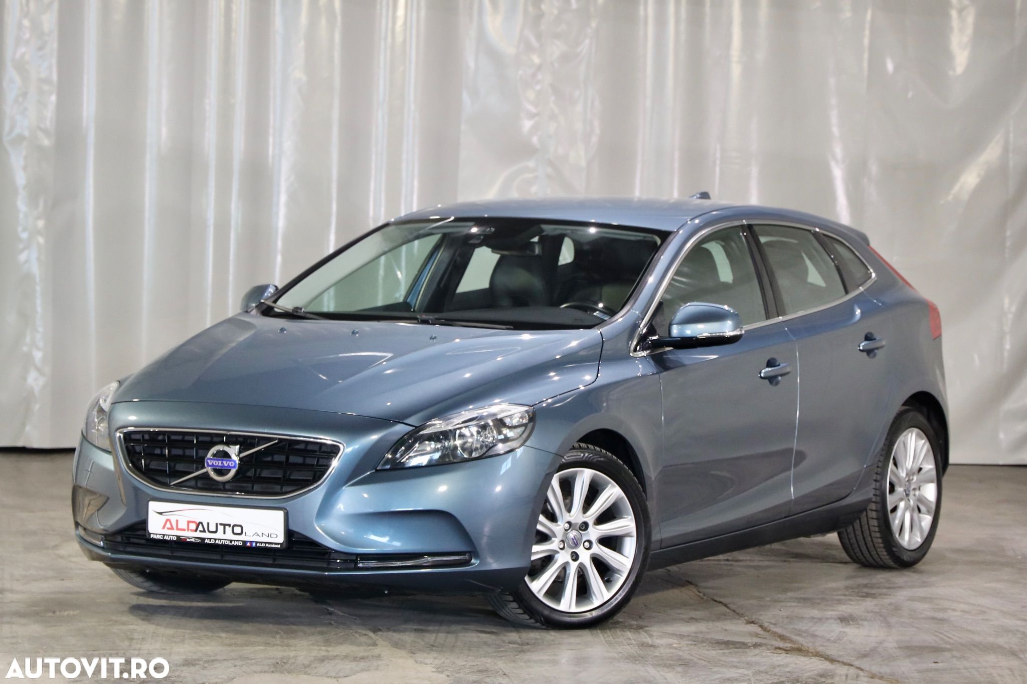Volvo V40 D2 - 1