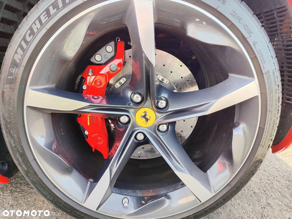 Ferrari SF90 Stradale - 22