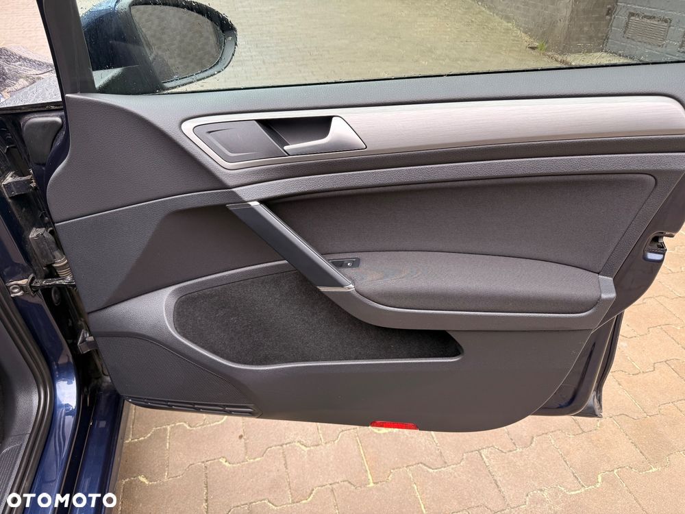 Volkswagen Golf 1.6 TDI Comfortline - 17