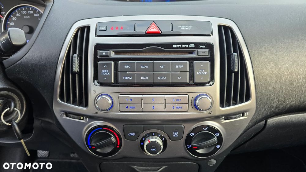 Hyundai i20 - 16