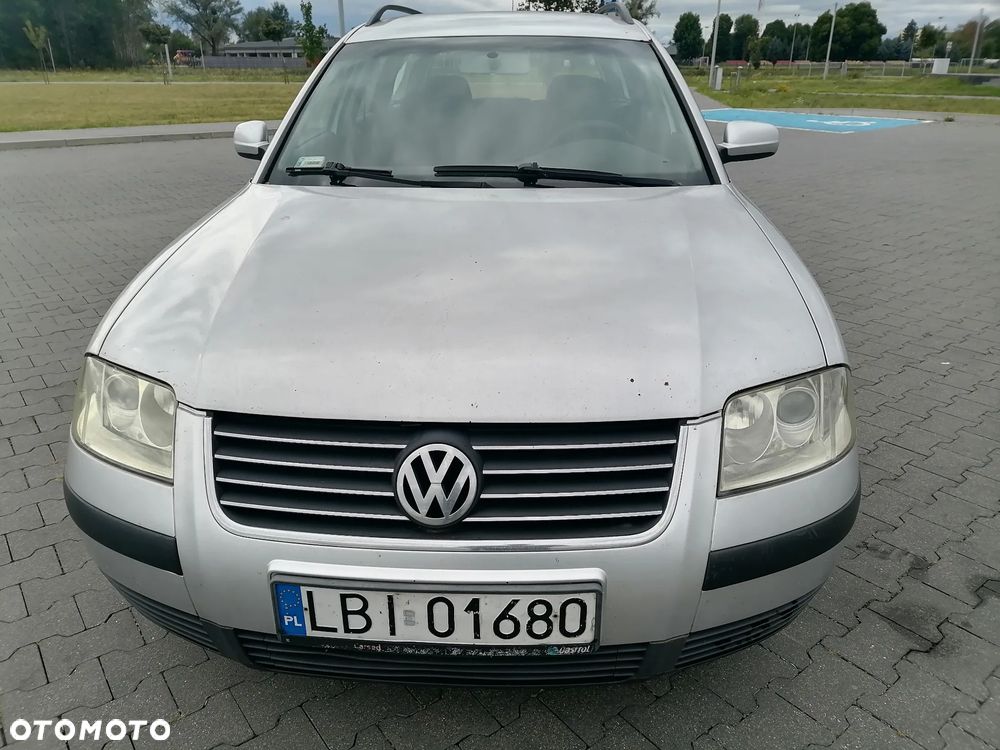 Volkswagen Passat - 2