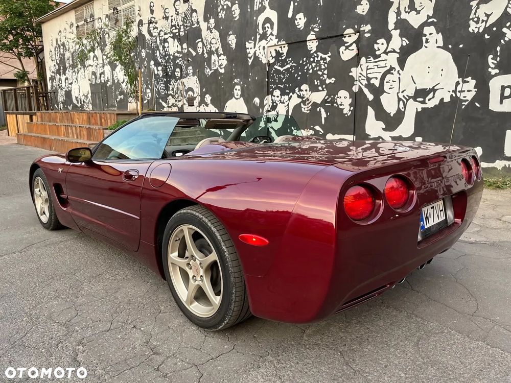 Chevrolet Corvette Convertible 5.7 - 34
