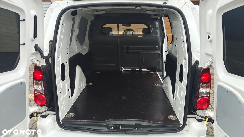 Peugeot Partner - 29