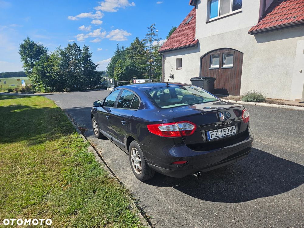 Renault Fluence 1.6 16V Dynamique - 4