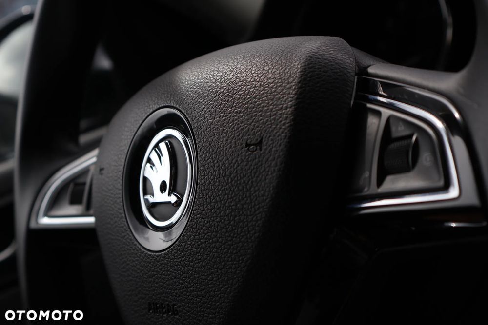 Skoda Superb 2.0 TDI 4x4 Business DSG - 32