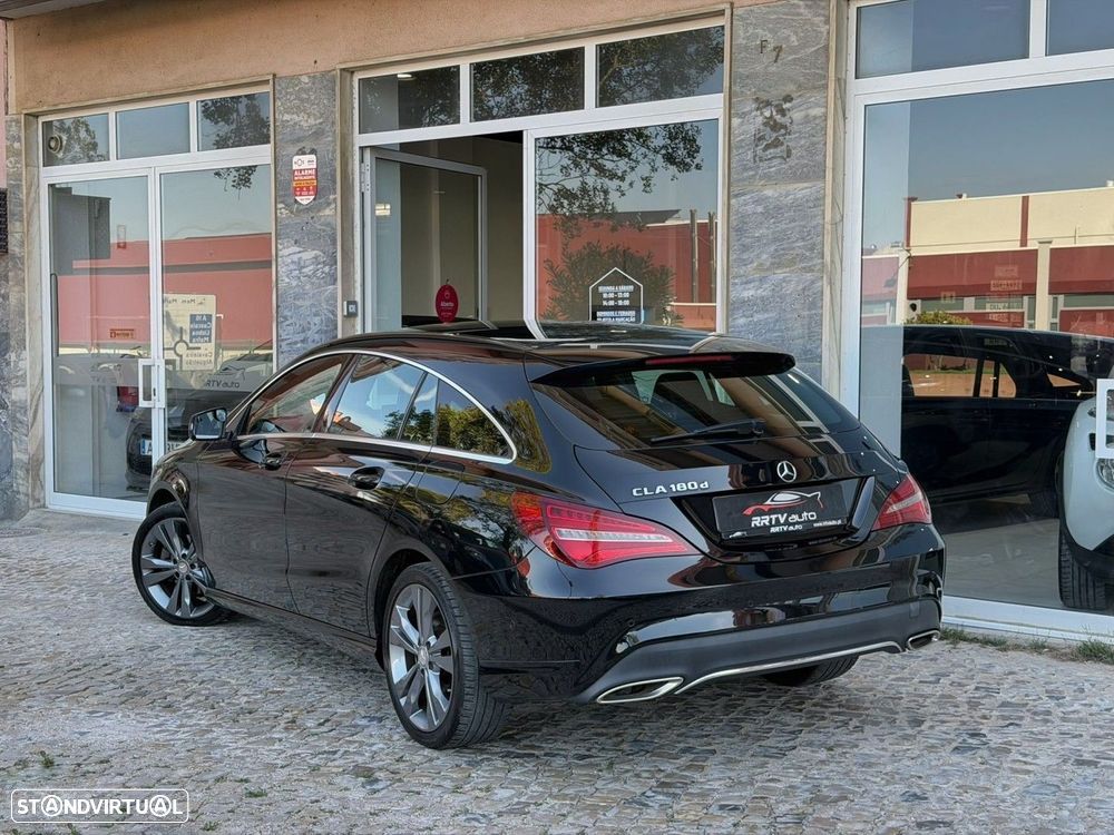Mercedes-Benz CLA 180 d Shooting Brake Urban - 12