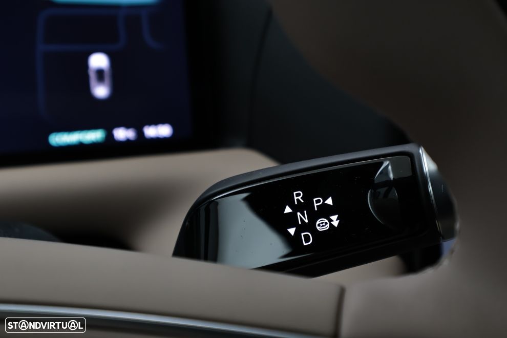 Xpeng G9 93.1 kWh Long Range+Gancho de Reboque - 18