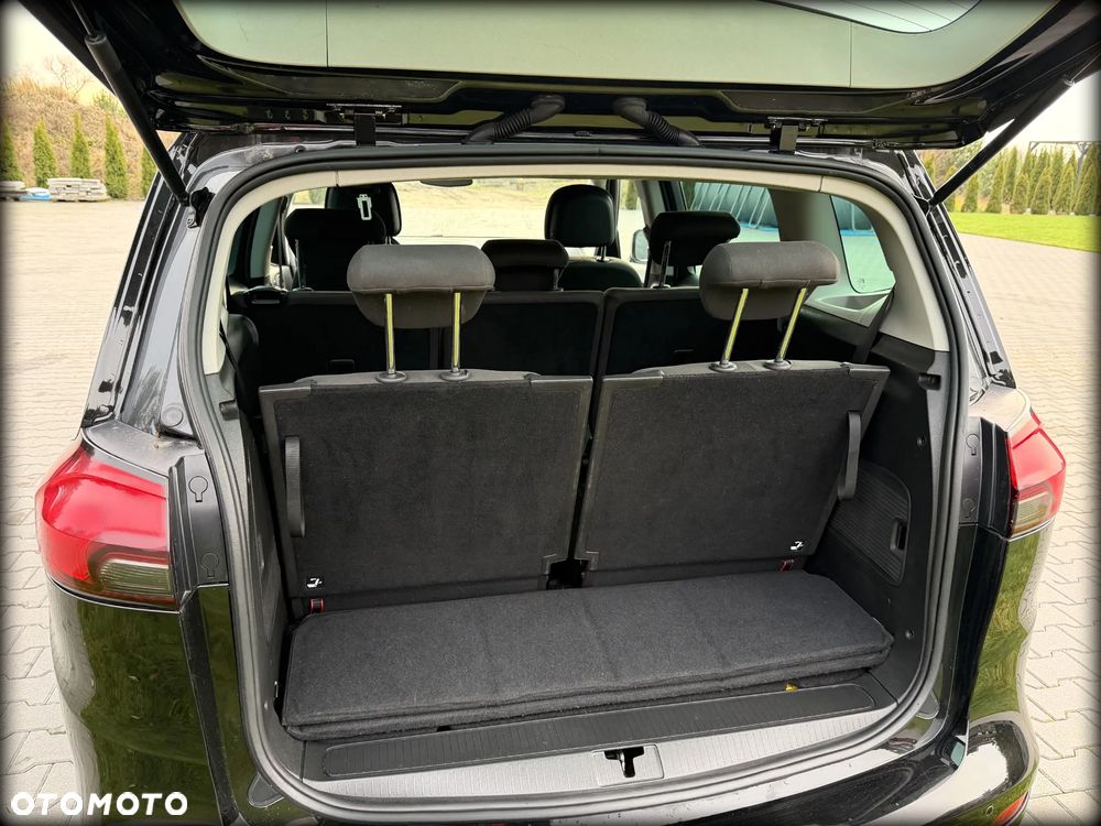 Opel Zafira 1.4 T Cosmo - 26