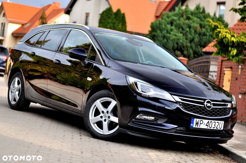 Opel Astra 1.4 T Dynamic S&S - 10