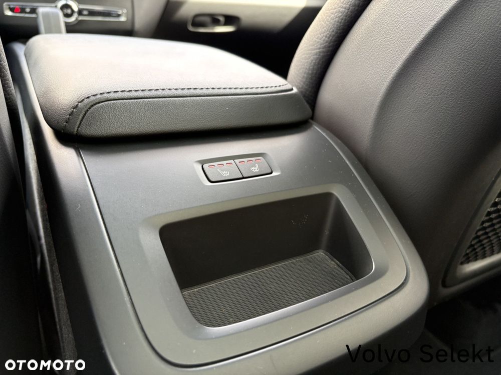 Volvo XC 60 - 25