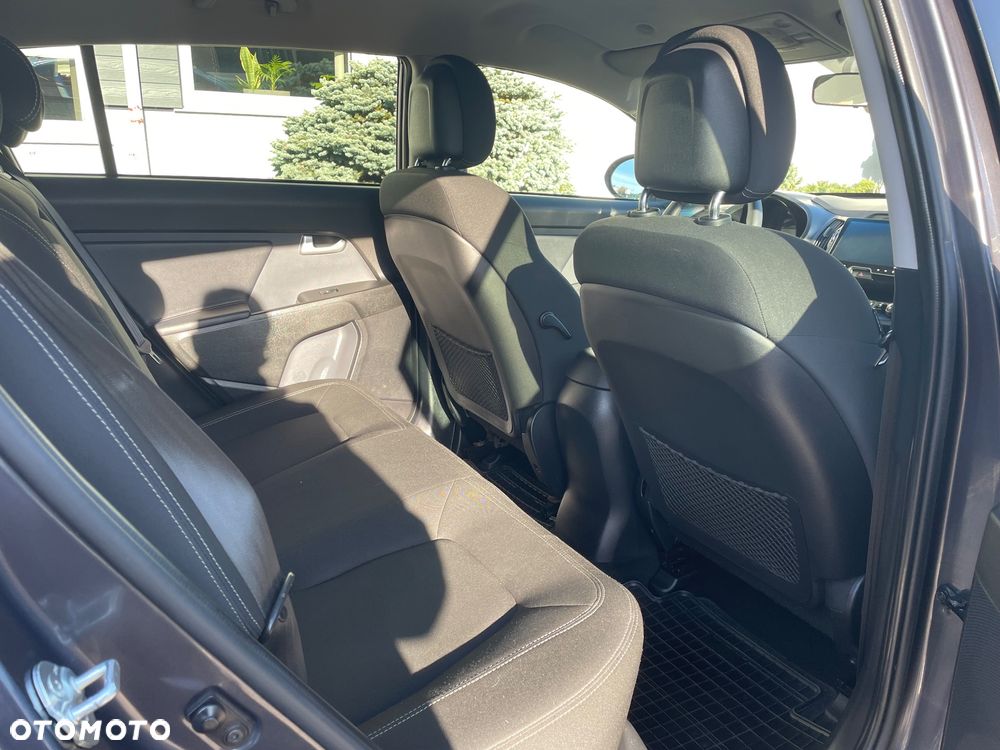 Kia Sportage 1.7 CRDI 2WD Vision - 11