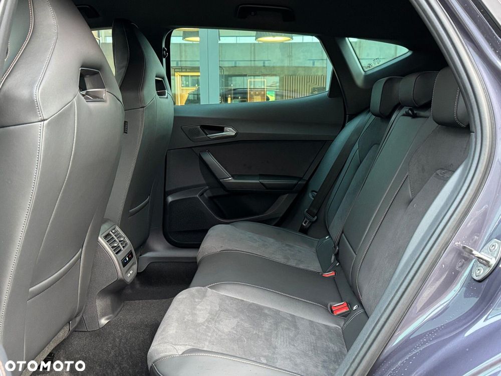 Cupra Formentor 1.5 eTSI mHEV DSG - 36