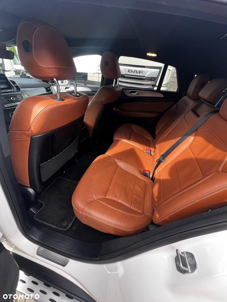 Mercedes-Benz GLE 350 d 4-Matic - 11