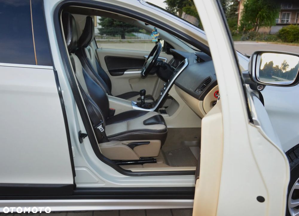 Volvo XC 60 - 31