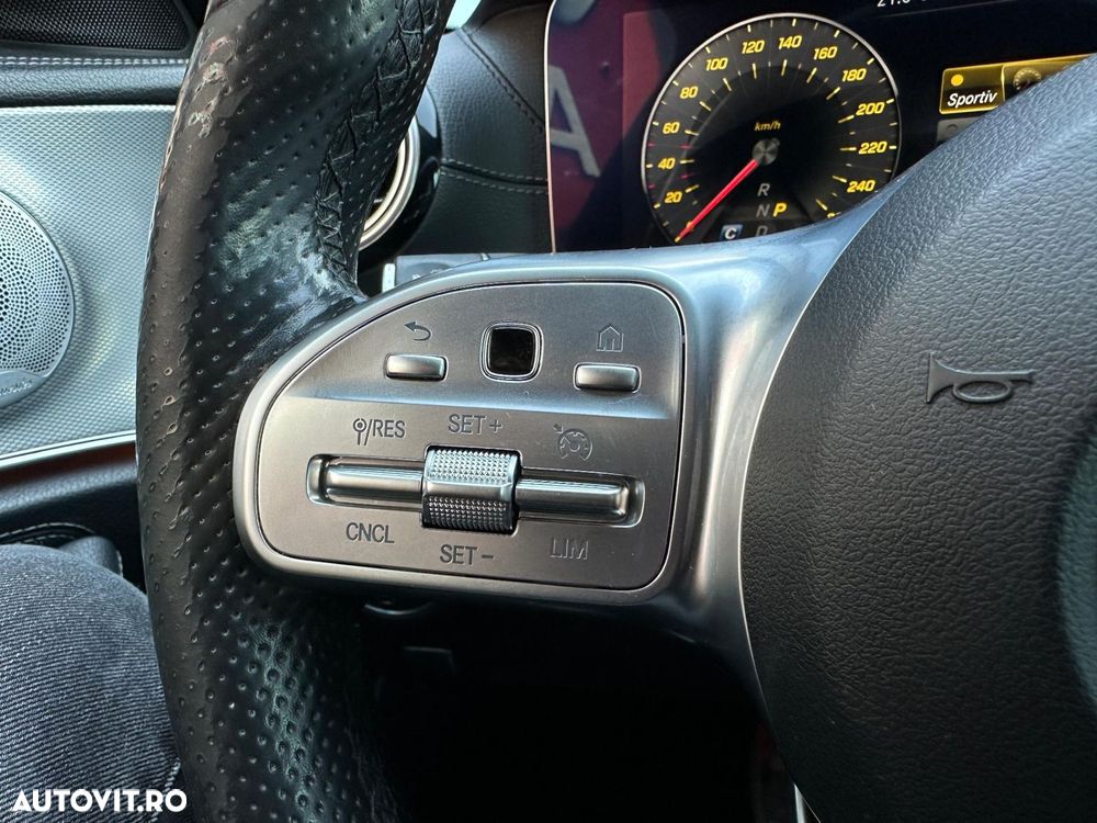 Mercedes-Benz E - 16