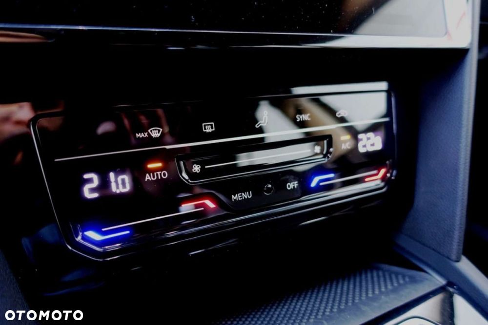 Volkswagen Passat - 10